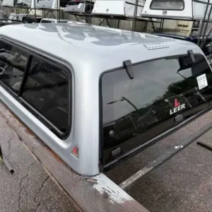 Leer 100XR Topper – Toyota Tacoma - Image 5