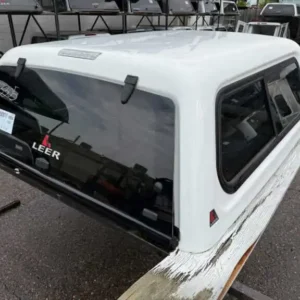 Leer 100XR Topper – Toyota Tacoma - Image 1