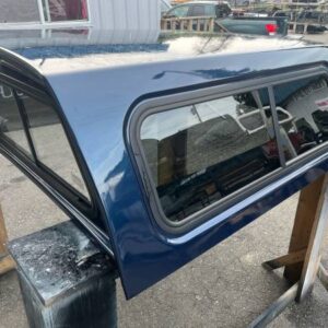Leer 100R Topper – GMC Sierra 1500 - Image 4