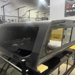 Leer 100XQ Topper – Ford F150 - Image 3