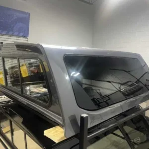 Leer 100XQ Topper – Ford F150 - Image 4