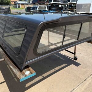 Leer 100XR Topper – Toyota Tundra - Image 4