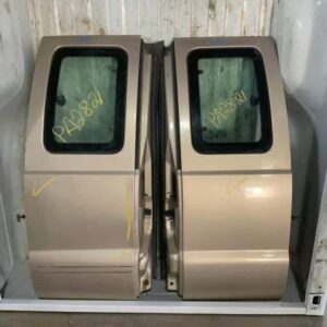 1999–2016 Extended Cab Rear Doors (Pair) for Ford Super Duty – Used OEM - Image 5